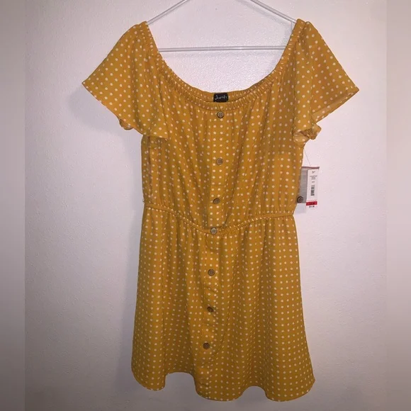 Justify | Dresses | Justify Yellow Polka Dot Dress Size Large Nwt | Poshmark